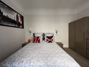 1 Schlafzimmer, Bügeleisen/Bügelbrett, WLAN, Bettwäsche