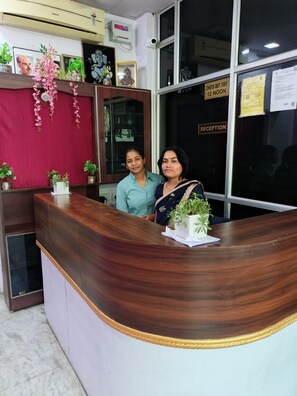 Front of property - Ravi BR Sant Kheteshwar Marg (Jaipur)