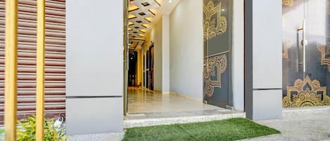 Casa | Recepción