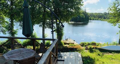 Holiday home Lunding! Holiday home near the lake in southern Småland. Jetty and sauna.