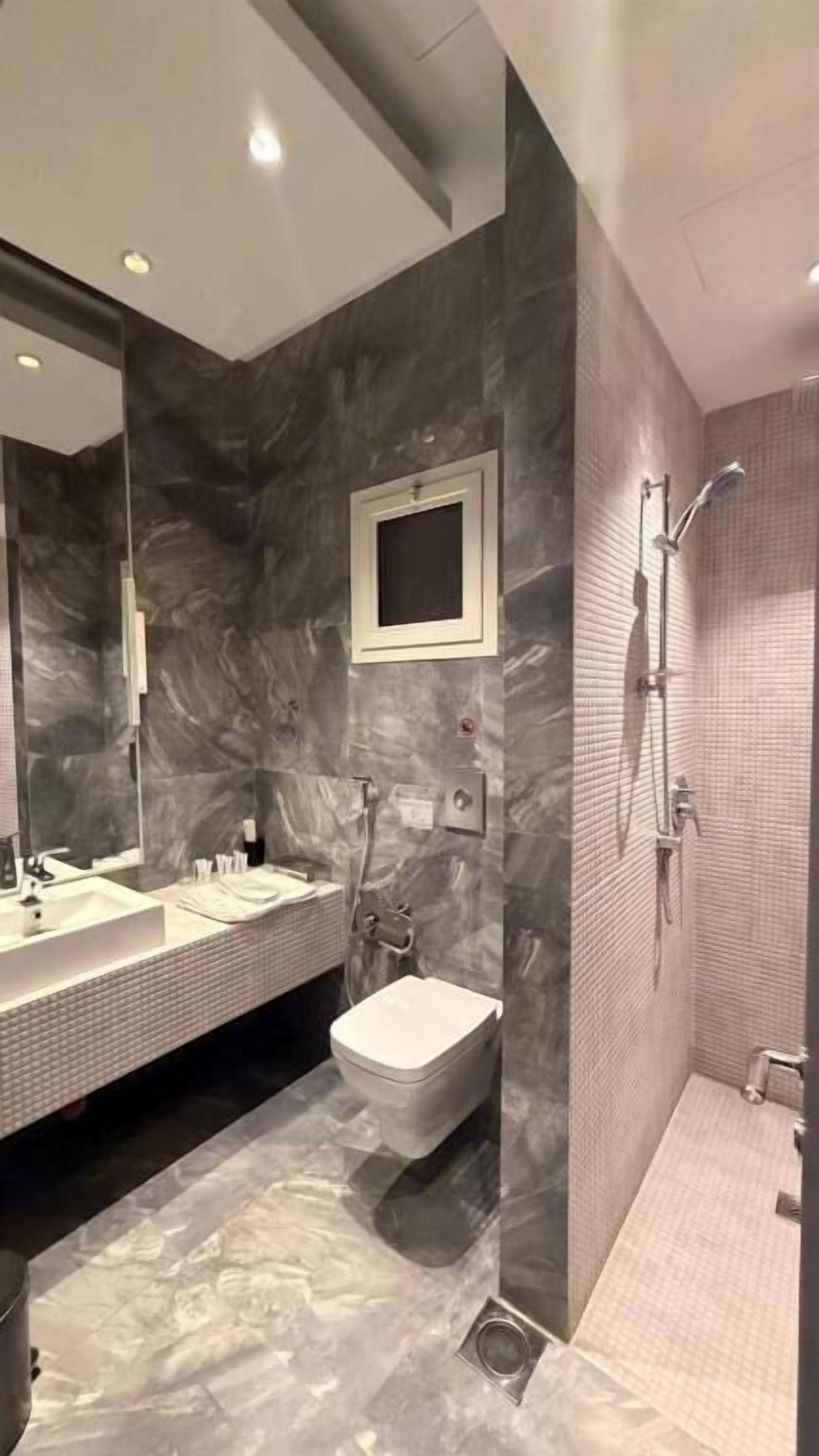 Double Room | Bathroom | Shower, slippers, towels, soap
