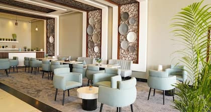 Clowzer Hotel
