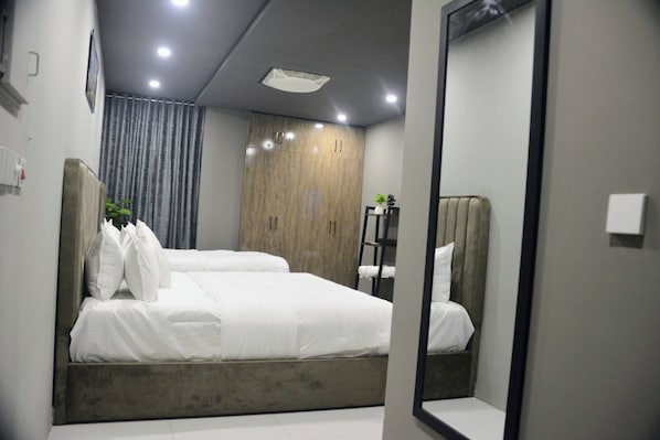 1 habitación, wifi y ropa de cama