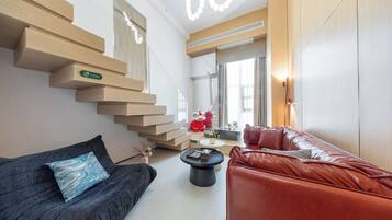 Superior Duplex, City View | Living room