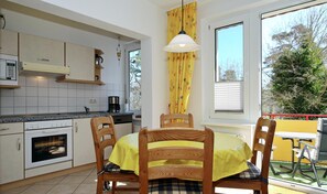Dining - Vrbo Property (Ostseebad Kühlungsborn)