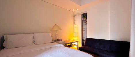 1 bedroom, iron/ironing board, WiFi, bed sheets