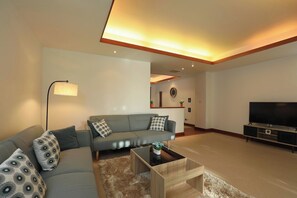 TV - Laguna Village | Bangtao Beach | 2-bedroom Townhouse (Bangtao)