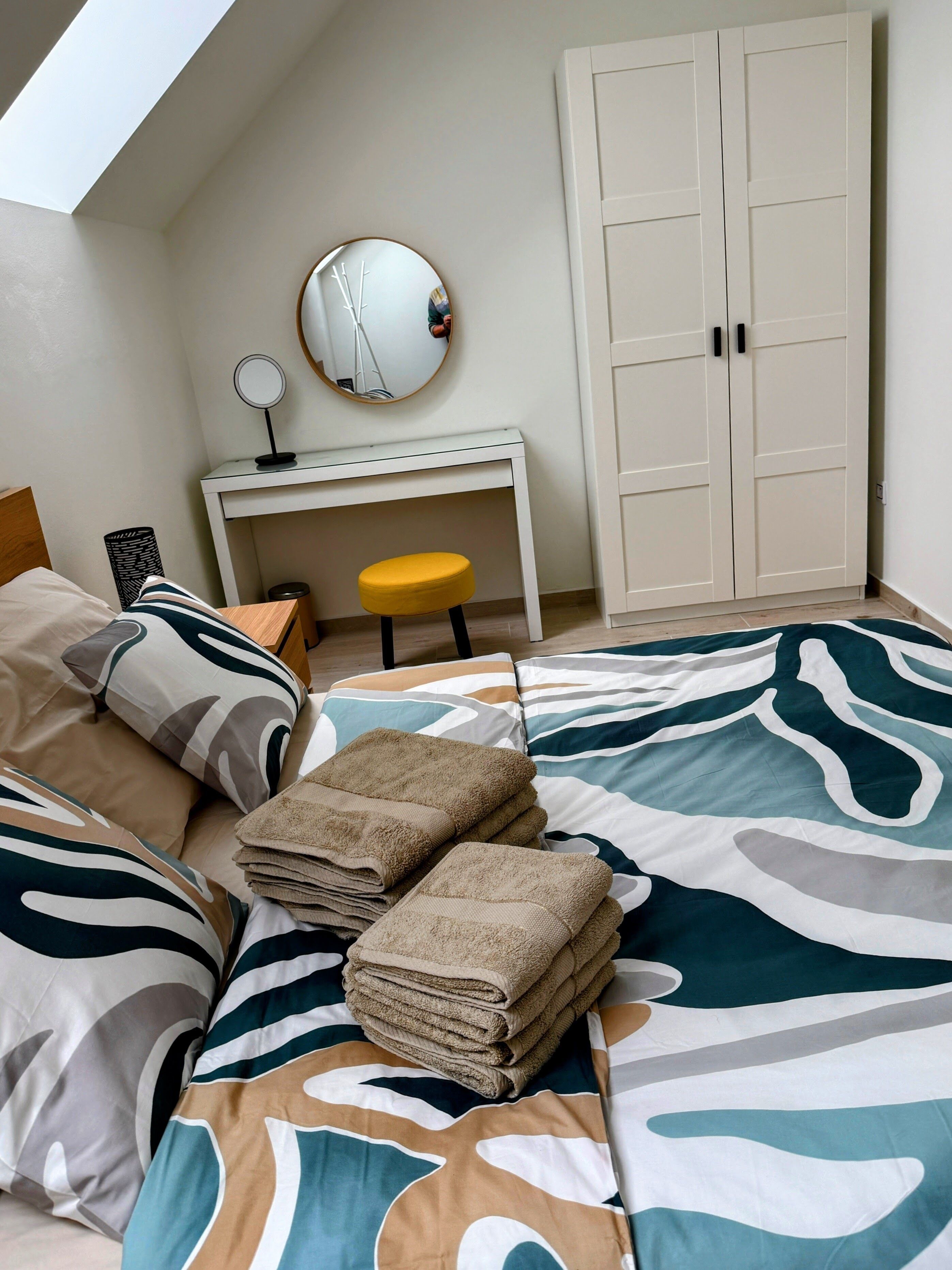 2 bedrooms, WiFi, bed sheets
