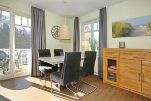 Dining - Vrbo Property (Ostseebad Kühlungsborn)