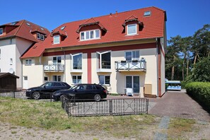 Exterior - Vrbo Property (Ostseebad Kühlungsborn)