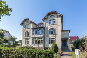 Exterior - Vrbo Property (Ostseebad Kühlungsborn)