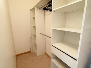Interior - Cottage with air conditioning - 4 guests (Bossée)