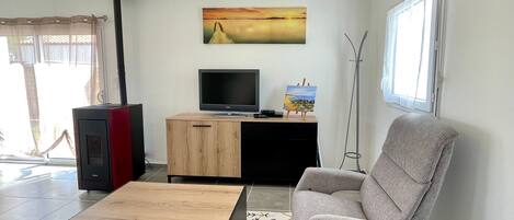 TV