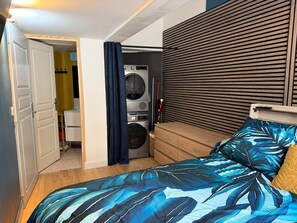 2 bedrooms, free WiFi - Bright city center apartment - 4 guests (La Bourboule)