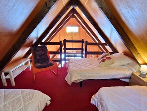 2 bedrooms, free WiFi