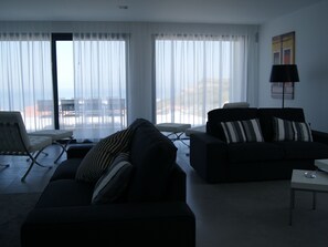 Living Room - Oásis de calma de Porto Dinheiro by Interhome (Atalaia)