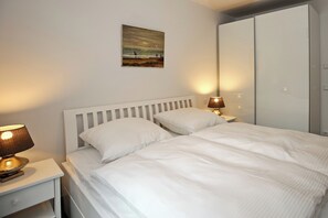 Room - Vrbo Property (Heiligendamm)