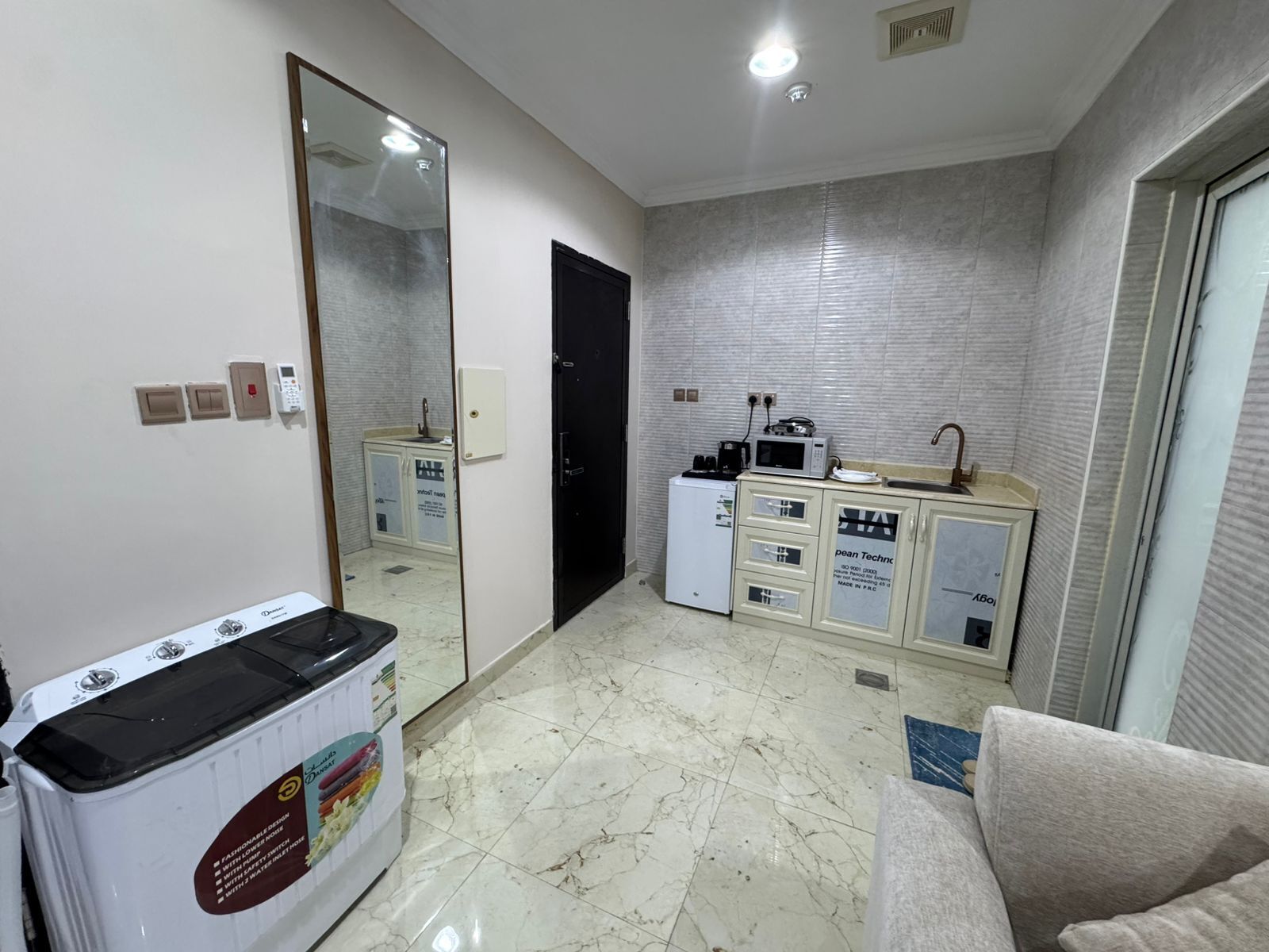 Deluxe Studio | Interior