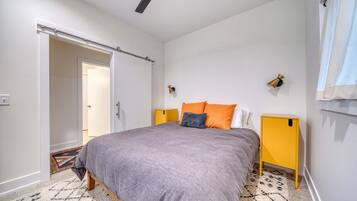 1 bedroom, iron/ironing board, free WiFi, bed sheets