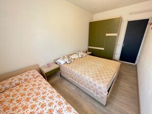 Appartamento, 1 camera da letto, balcone, vista città | 2 camere