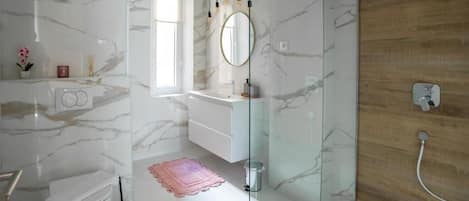 Studio, 1 Bedroom | Bathroom