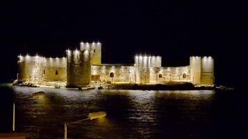 Façade de l’hébergement - soirée/nuit