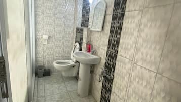 Kamar Double atau Twin Basic, 1 kamar tidur | Kamar mandi