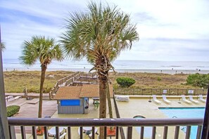 Property grounds - Bright 2-bedroom apartment with AC in pleasant North Myrtle Beach  Peppertree (North Myrtle Beach)