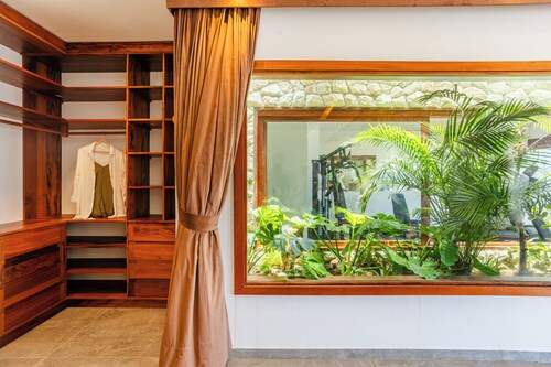 Beachfront retreat in Preá, with pool, rooftop, massage room and gym.