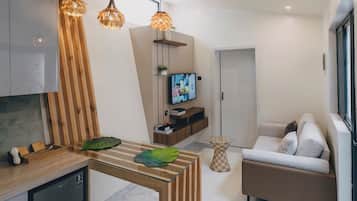 Family Villa, Balcony, Hill View | Living area