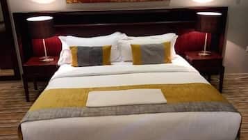 ์ํํธ, ์นจ์ค 1๊ฐ