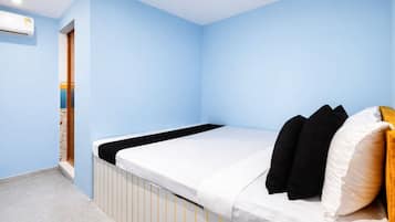 Deluxe Double Room | Free WiFi, bed sheets