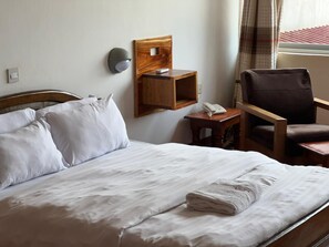 Deluxe Double Room, City View - FLIGHT MOTEL (ENTEBBE)