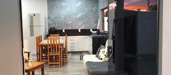 Complete house • Up to 10 people • Excellent value for money. Pets are allowed.