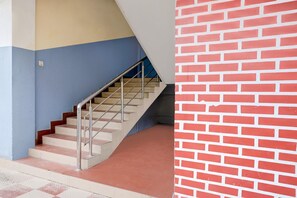 House | Interior - Deluxe Collection O Last Gate (Guwahati)