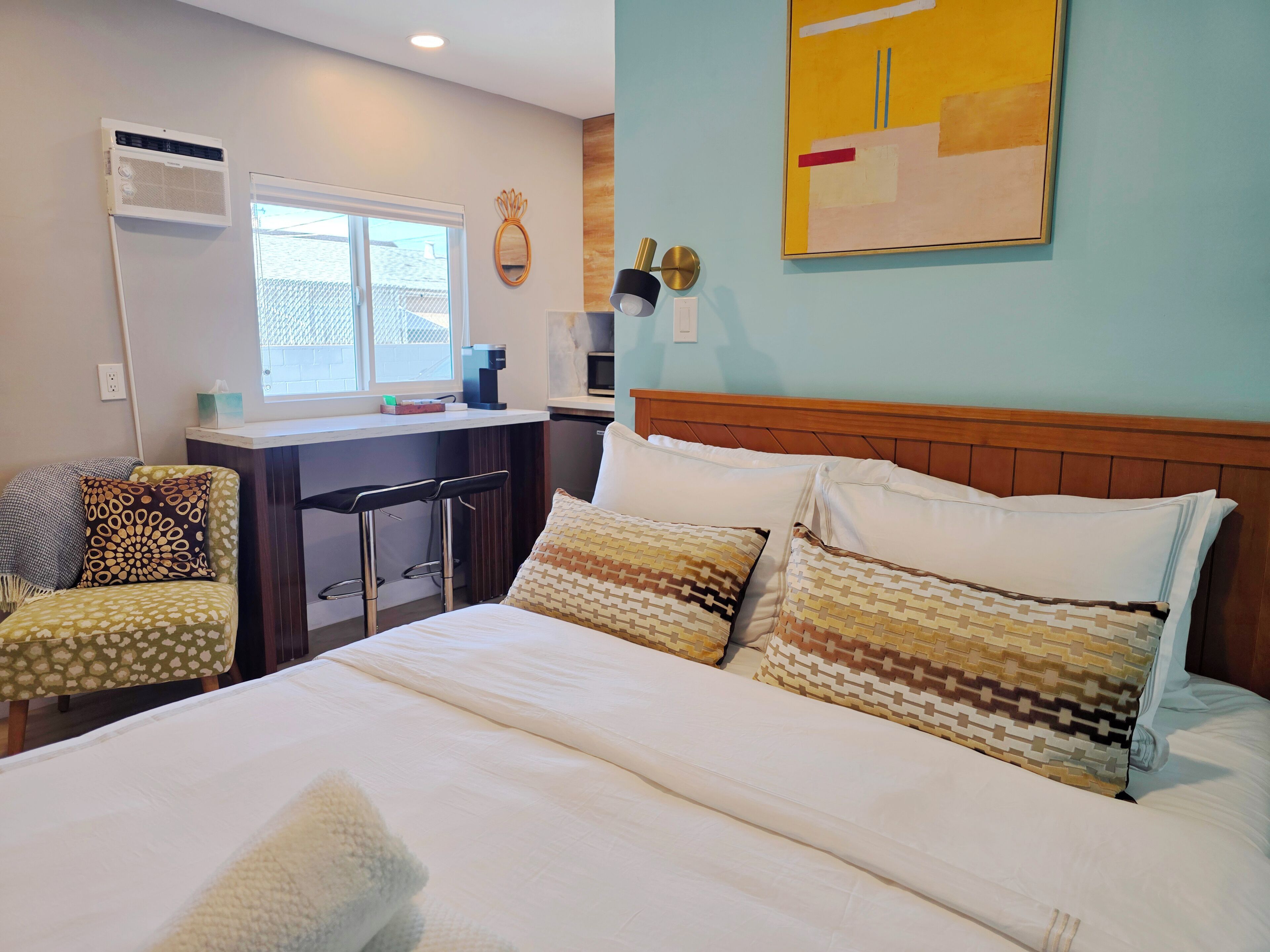 Small Cozy Private Studio Hayward Center 22417a - Hayward, CA