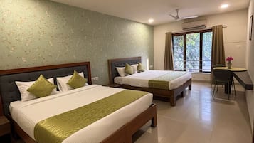 Habitació Deluxe, vistes a la piscina