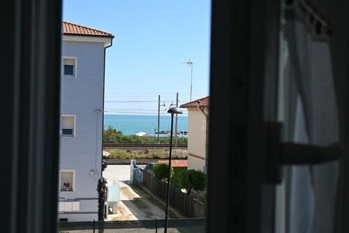 PP09 - Porto Potenza, three-room apartment 100 meters from the sea