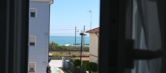 PP09 - Porto Potenza, three-room apartment 100 meters from the sea