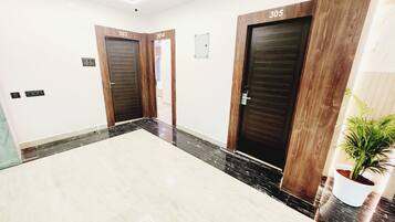 Suite | Interior