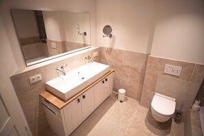 Bathroom - Vrbo Property (Sylt)