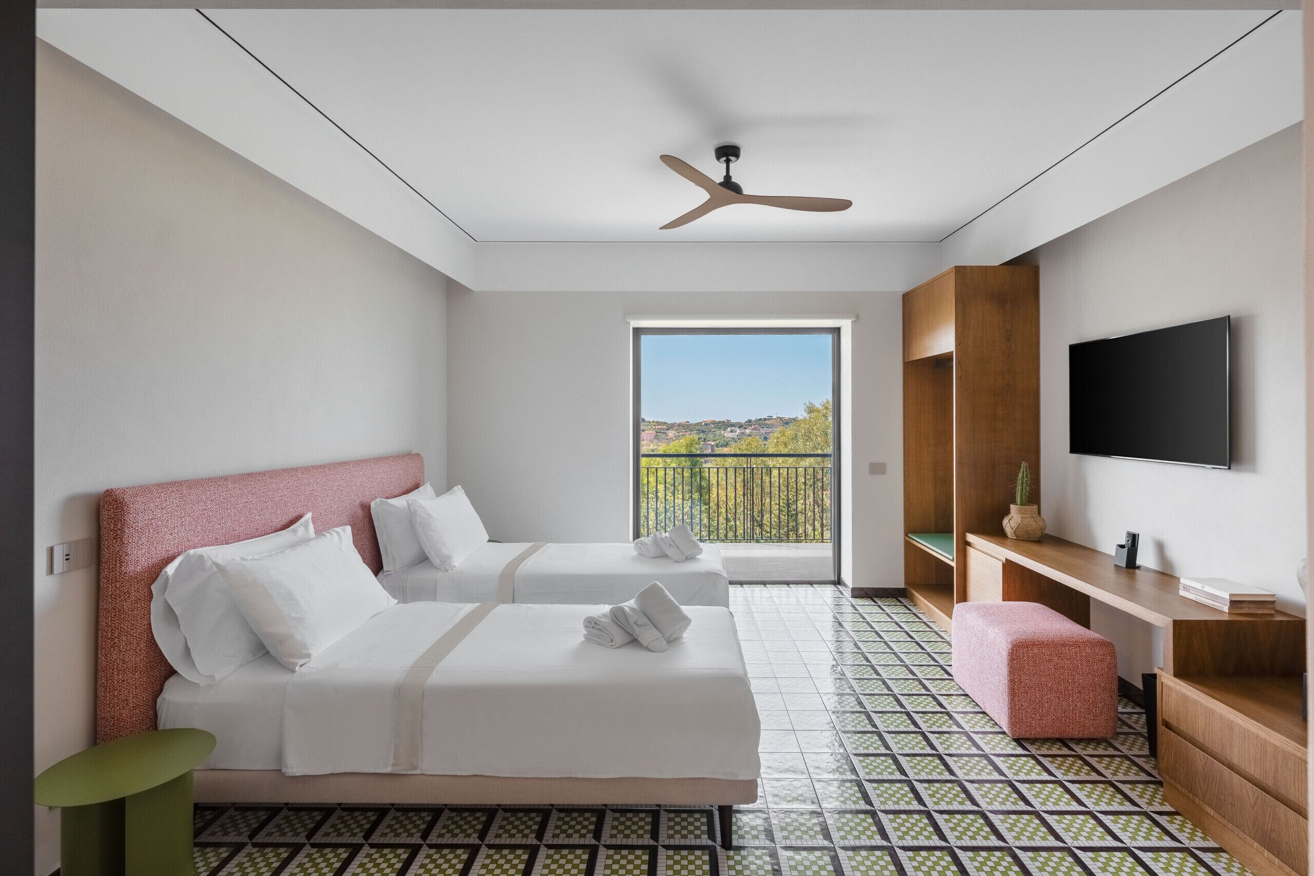 6 Schlafzimmer, Bügeleisen/Bügelbrett, kostenloses WLAN, Bettwäsche