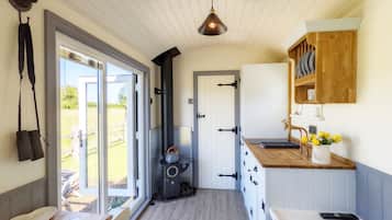 Fridge, microwave, oven, toaster