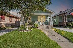 House, 2 Bedrooms | Exterior - The Cardinal Retreat 2 Bedroom Home (Galveston)