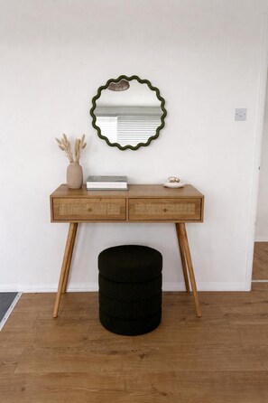 Interior - Modern Gem with Parking | Walk to City Centre (Canterbury)