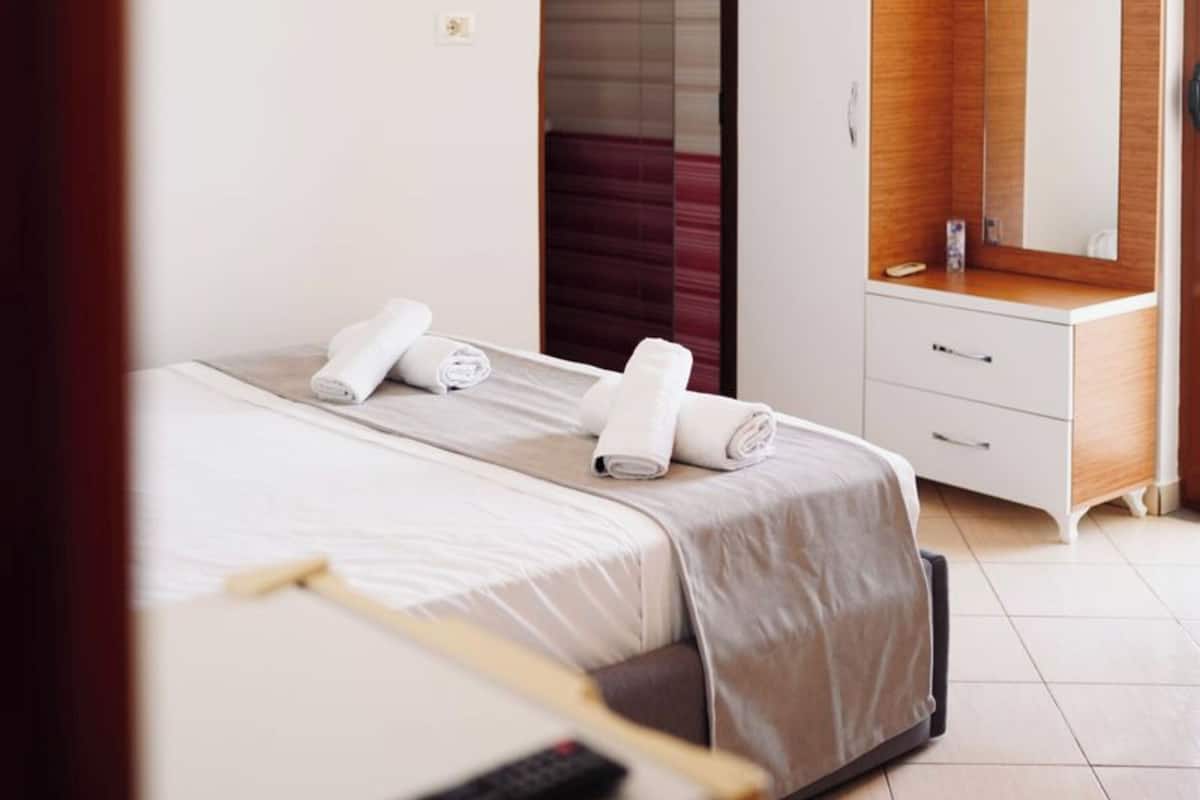 Double Room | Free WiFi