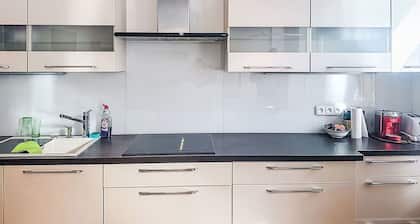 Nice apartment for 2 guests with WIFI, TV and pets allowed