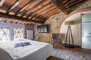 2 Schlafzimmer, Reisekinderbett, kostenloses WLAN
