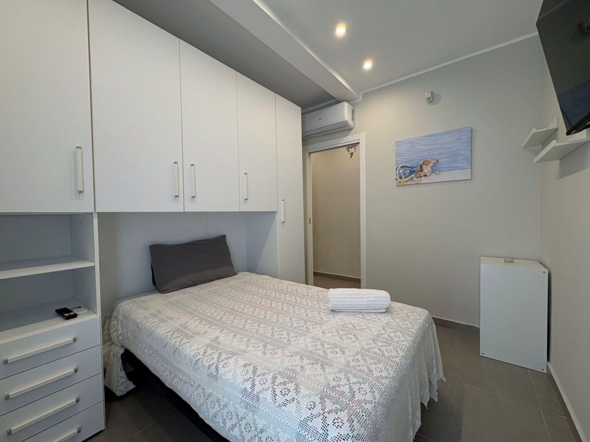 2 bedrooms, free WiFi