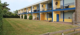 Martina 22, Vlissingen: Directly on the beach, 2 bedrooms, WLAN, parking & garden.